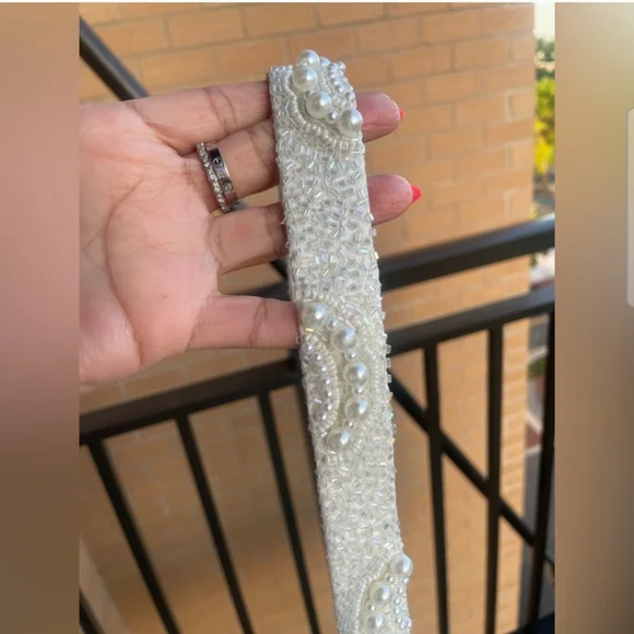 TJ Maxx Marshall’s Viral Pearl Beaded Shoulder Bag with Beaded details hanging - Picture 3 of 8